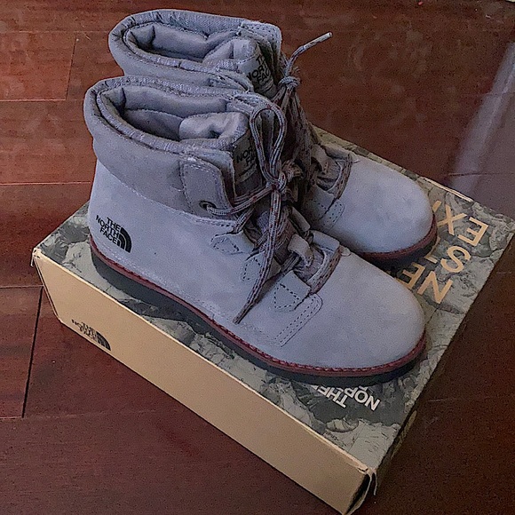 TheNorthFace Gray Boots - Picture 2 of 5